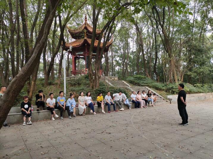 口吃矫正顿悟-超越口吃，才能矫正口吃！